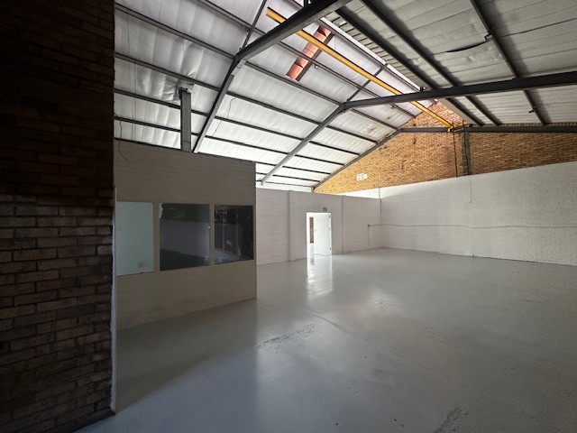 To Let Commercial Property for Rent in Maitland Western Cape